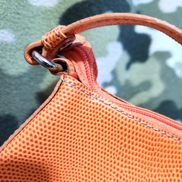 Peach Purse - Picture 12 of 12